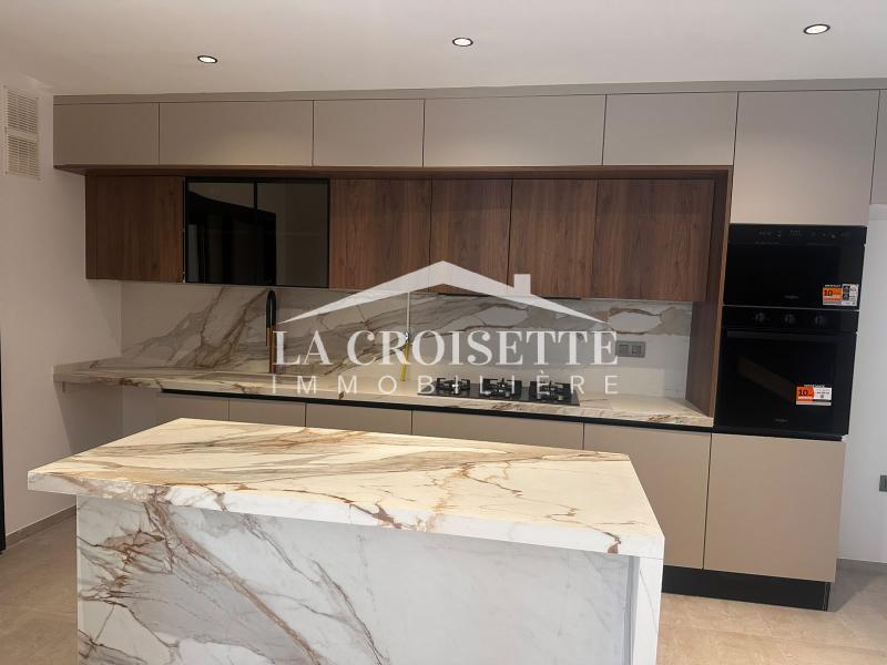 Duplex S+3 à Ain Zaghouan Sud